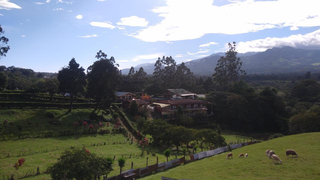Mountain Lodge Chetica San Jeronimo  ภายนอก รูปภาพ