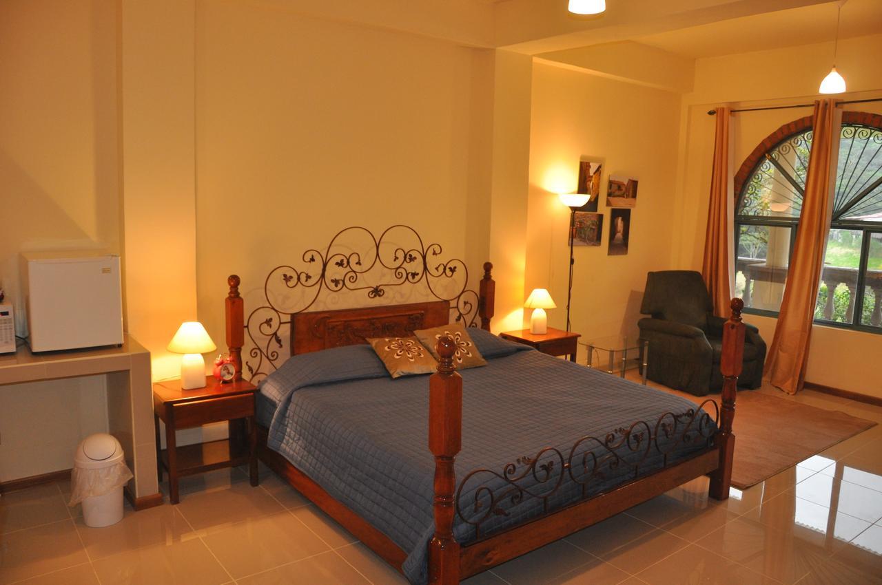 Mountain Lodge Chetica San Jeronimo  ภายนอก รูปภาพ